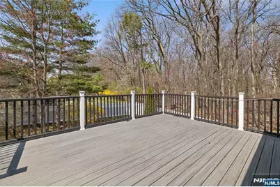 682 Floyd Street, Englewood Cliffs, NJ 07632 - Photo 27
