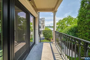 35 Marquis Ct, Edgewater, NJ 07020 - Photo 25