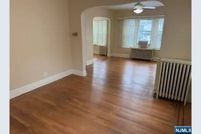 551 Olympia Avenue, Cliffside Park, NJ 07010 - Photo 3