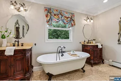 18 Roxbury Downs, Upper Saddle River, NJ 07458 - Photo 23