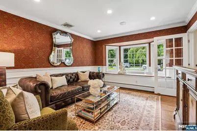 18 Roxbury Downs, Upper Saddle River, NJ 07458 - Photo 7