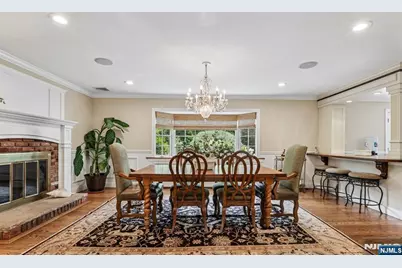18 Roxbury Downs, Upper Saddle River, NJ 07458 - Photo 11