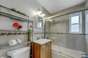 370 Esplanade 21, Hackensack, NJ 07601 - Photo 5
