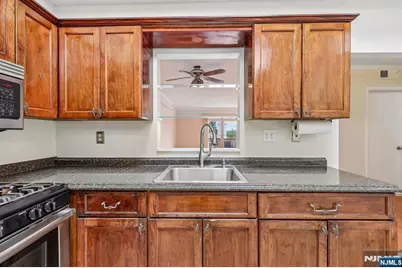 281 Browertown Road 304 #304, Woodland Park, NJ 07424 - Photo 7