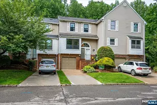 4506 Stonehedge Road 4506, Edison, NJ 08820 - Photo 3