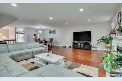 4506 Stonehedge Road 4506 #4506, Edison, NJ 08820 - Photo 19