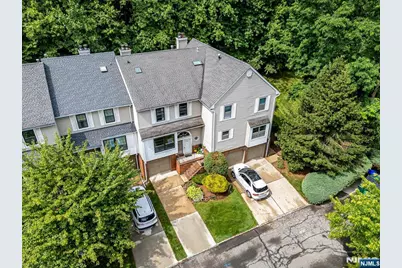 4506 Stonehedge Road 4506 #4506, Edison, NJ 08820 - Photo 5