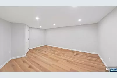 550 Bergen Street, Newark, NJ 07108 - Photo 11