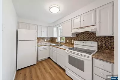550 Bergen Street, Newark, NJ 07108 - Photo 5