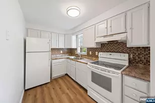 550 Bergen St, Newark, NJ 07108 - Photo 5