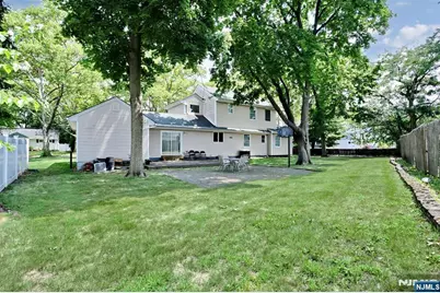 703 Chadwick Drive, Paramus, NJ 07652 - Photo 33