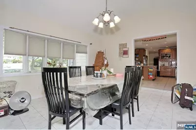 703 Chadwick Drive, Paramus, NJ 07652 - Photo 13