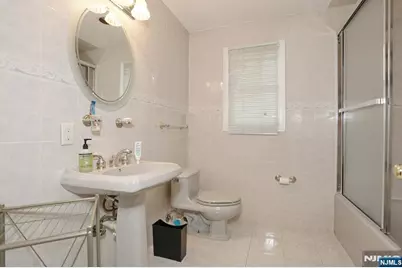 703 Chadwick Drive, Paramus, NJ 07652 - Photo 25