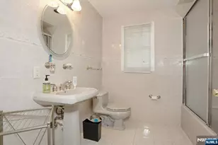703 Chadwick Dr, Paramus, NJ 07652 - Photo 25