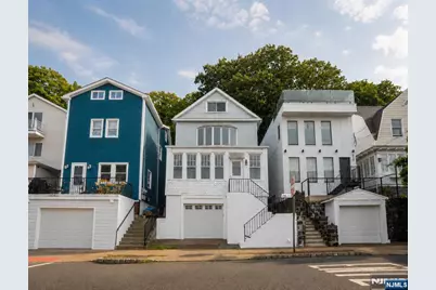528 Undercliff Avenue, Edgewater, NJ 07020 - Photo 21