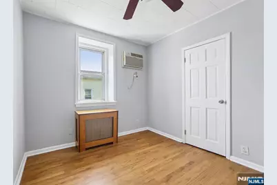 310 Centre Avenue, Secaucus, NJ 07094 - Photo 23