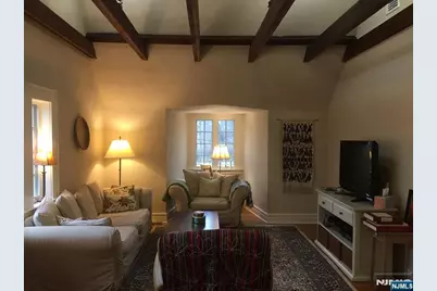 1 Laurel Place, Montclair, NJ 07043 - Photo 7