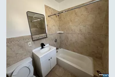 132 Main Street 2 #2, Paterson, NJ 07522 - Photo 5
