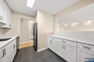200 Old Palisade Road 4A, Fort Lee, NJ 07624 - Photo 9