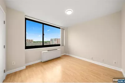 200 Old Palisade Road 4A #4A, Fort Lee, NJ 07624 - Photo 5