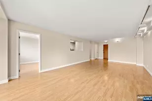 200 Old Palisade Road 4A, Fort Lee, NJ 07624 - Photo 3
