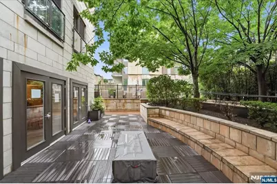 150 Henley Place 210 #210, Weehawken, NJ 07086 - Photo 33