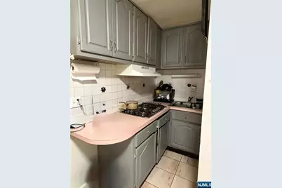 352 7th Street, Newark, NJ 07107 - Photo 5