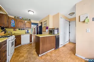 244 Elm Ave, Bogota, NJ 07603 - Photo 11