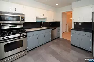 43 Spruce Ave, Emerson, NJ 07630 - Photo 9