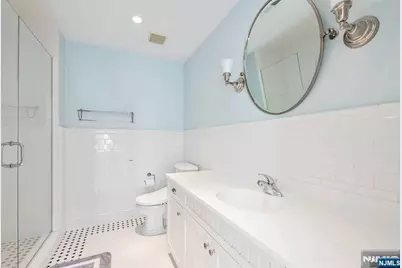 40 Schindler Court, Upper Saddle River, NJ 07458 - Photo 15
