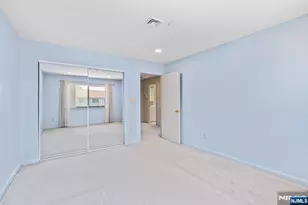 8 Wadsworth Ct, Teaneck Township, NJ 07666 - Photo 27