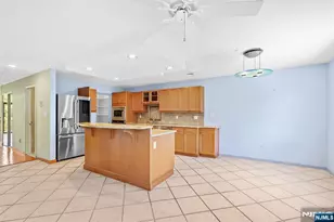 8 Wadsworth Ct, Teaneck Township, NJ 07666 - Photo 15