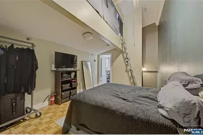 300 Communipaw Avenue 160 #160, Jersey City, NJ 07304 - Photo 17