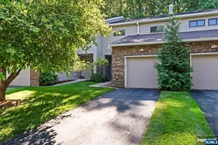 31 Lockley Ct, Wayne, NJ 07470 - Photo 1