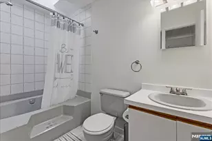 31 Lockley Ct, Wayne, NJ 07470 - Photo 17