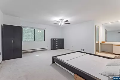 31 Lockley Court, Wayne, NJ 07470 - Photo 13