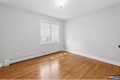 2462 3rd Street, Fort Lee, NJ 07024 - Photo 29
