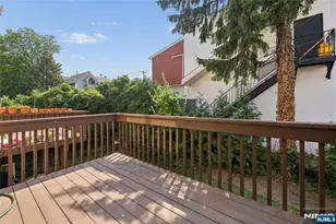 2462 3rd St, Fort Lee, NJ 07024 - Photo 15