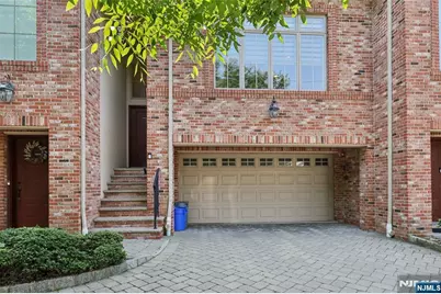 2462 3rd Street, Fort Lee, NJ 07024 - Photo 3