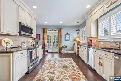 250 Ridge Road, Rutherford, NJ 07070 - Photo 13