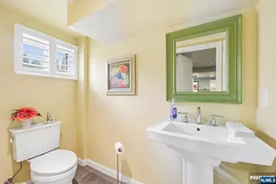 250 Ridge Rd, Rutherford, NJ 07070 - Photo 33