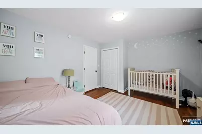 22 W Pamrapo Court, Glen Rock, NJ 07452 - Photo 19