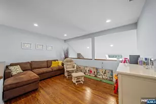 22 W Pamrapo Ct, Glen Rock, NJ 07452 - Photo 21