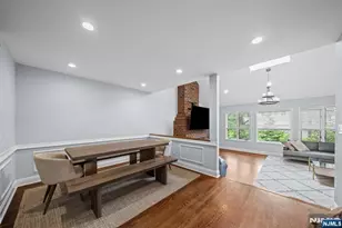 22 W Pamrapo Ct, Glen Rock, NJ 07452 - Photo 5