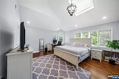 22 W Pamrapo Court, Glen Rock, NJ 07452 - Photo 23