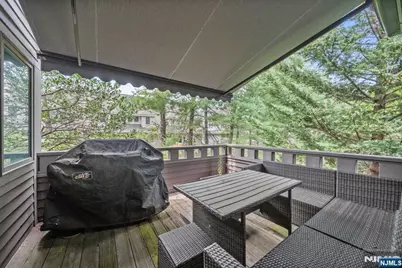 22 W Pamrapo Court, Glen Rock, NJ 07452 - Photo 39