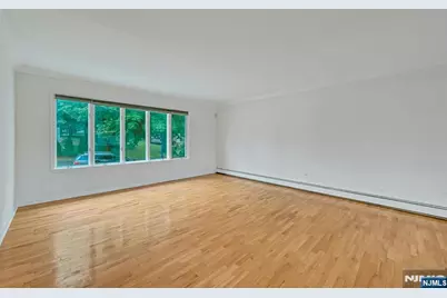 141 Middlesex Avenue, Englewood Cliffs, NJ 07632 - Photo 3