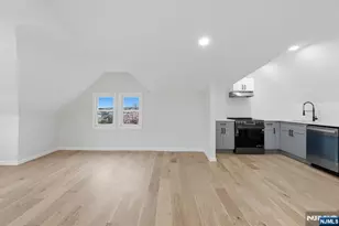82 Grove Street 4, Montclair, NJ 07042 - Photo 7