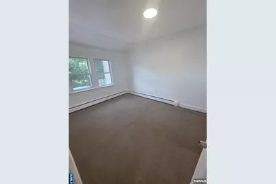 240 Prospect Avenue 2R #2R, Maywood, NJ 07607 - Photo 5