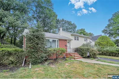 270 Glen Avenue, Dumont, NJ 07628 - Photo 17